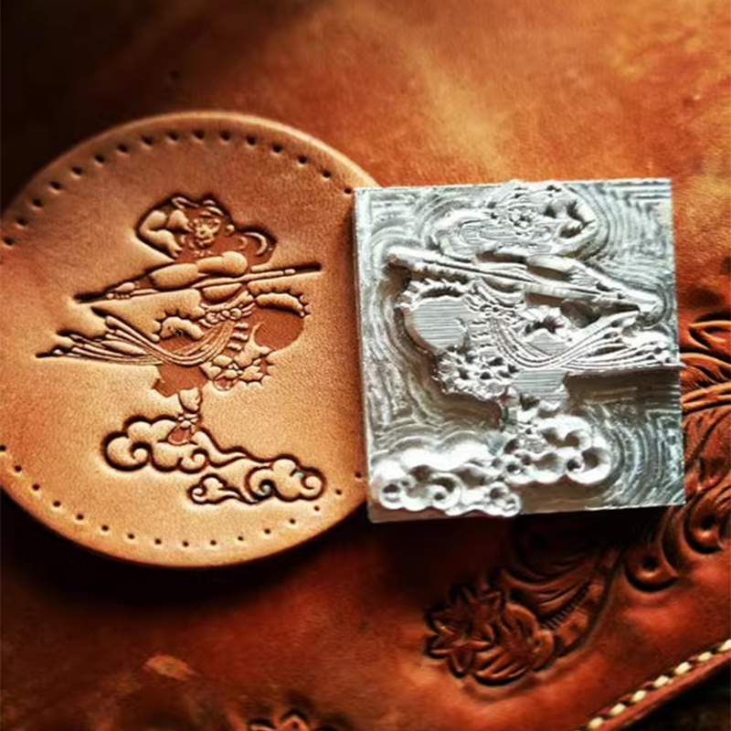 Monkey King pattern Hand-work  - Unique Leather Work recension och pris