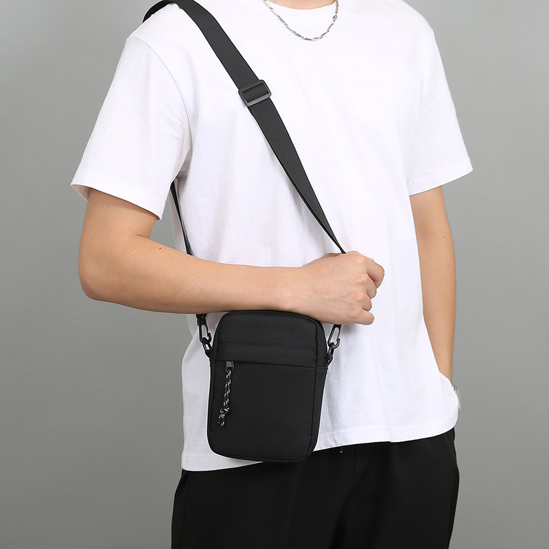 Simple Casual Mini Crossbody B - Leatherwork Letters recension och pris