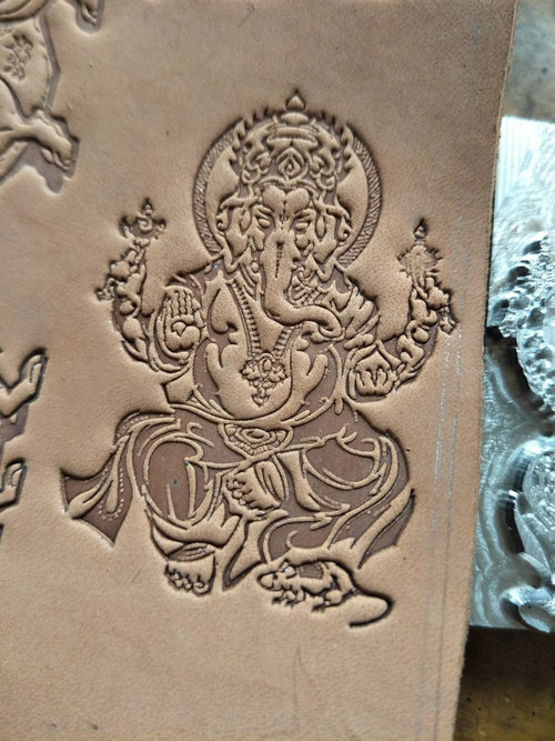 Hand-work unique design leathe - Unique Leather Work recension och pris